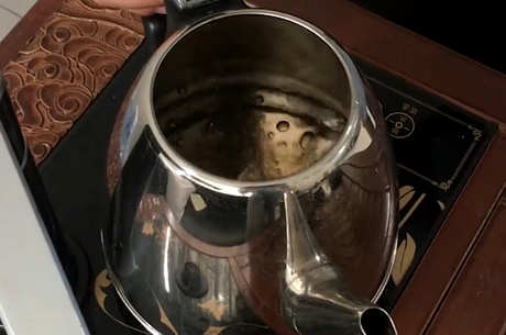 第一次如何清洗新水壶？