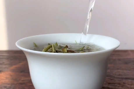 茶中含有什么成分？