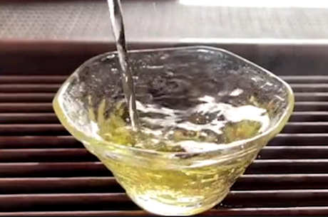 喝熟普洱茶的好处和坏处