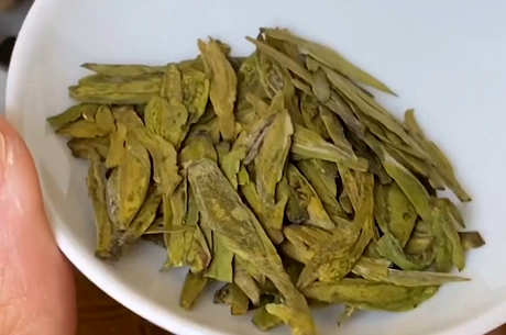 谁适合喝龙井茶？