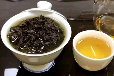 老人喝什么茶好？