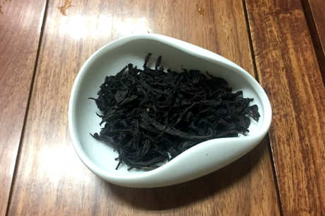 大红袍属于乌龙茶吗？