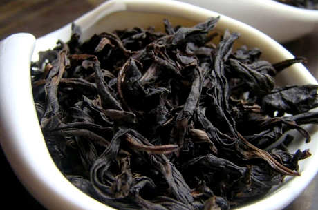 大红袍属于乌龙茶吗？