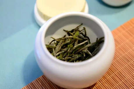 怎样泡白茶