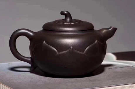 如何区分化工壶和紫砂壶