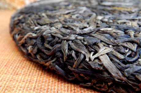 普洱茶散茶好还是茶饼好？