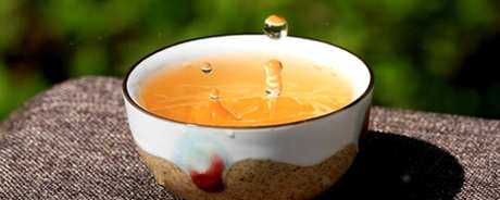 曼松古树茶的口感特点