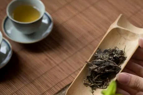 蛮砖古树茶的特点