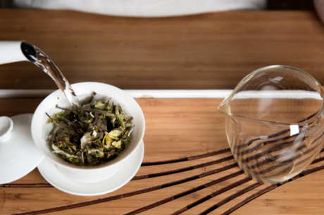 制作福鼎白茶的正确方法