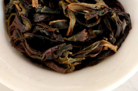 蜜兰香好还是鸭屎香好？