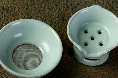如何清洗茶漏？