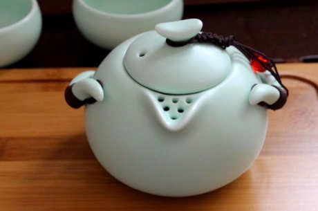如何清洗茶漏？