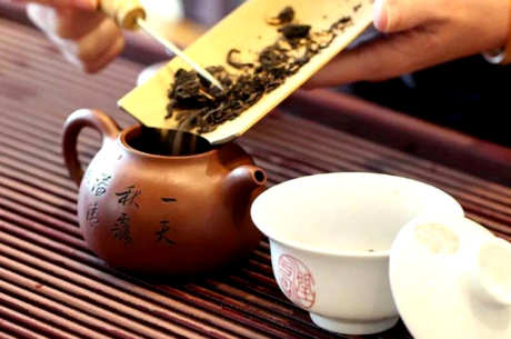 可以用紫砂壶泡白茶吗？