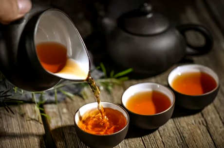 女人喝红茶还是乌龙茶