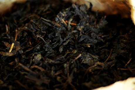 天尖红茶和茯砖茶的区别