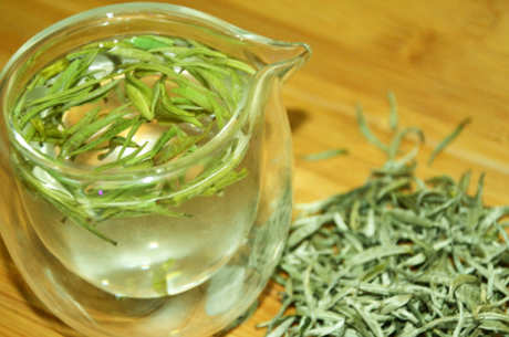 绿茶白毫可喝吗？