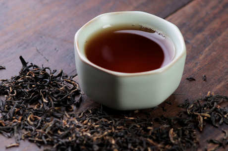 能喝一夜红茶吗？
