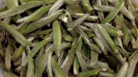 白茶和红茶有什么区别？