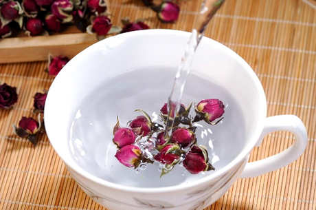 玫瑰花茶煮好还是泡好？