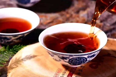 能一夜之间喝普洱茶吗？