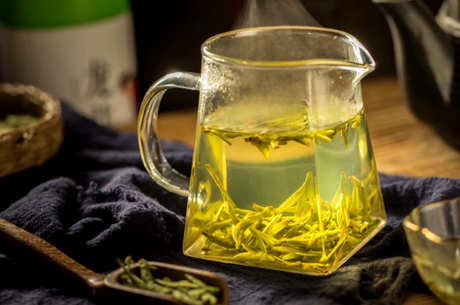 喝红茶还是绿茶比较好