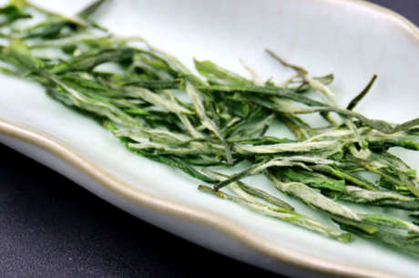 茶叶毛尖好还是毛峰好？