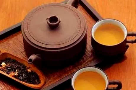 如何清洗茶锈？