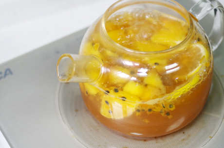 如何制作水果茶？