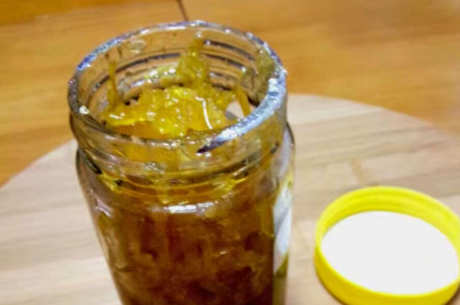 制作蜂蜜柚子茶