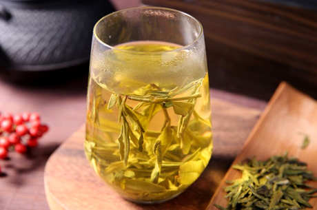 龙井茶的特点是什么？