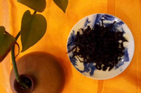 岩茶雀舌属于什么茶？