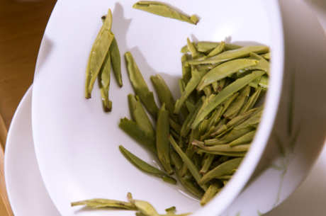 蒙顶石花和雀舌的区别