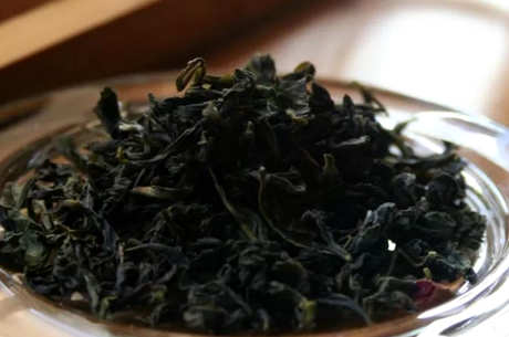 白桃乌龙茶的做法