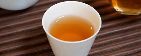 天山绿茶产于哪里？