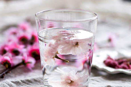 怎样喝桃花茶？