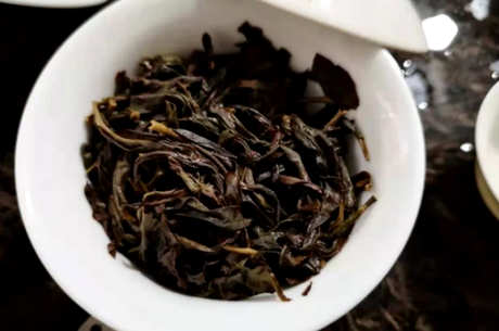绿叶红边是什么？茶叶红边是什么？