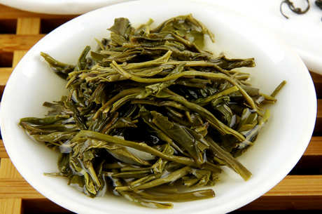青城山产什么茶？