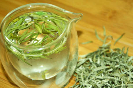 白茶是绿茶系列吗？