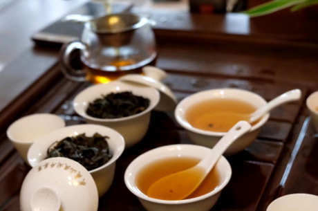 岩茶和红茶有什么区别？