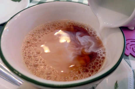 怎样喝伯爵茶？