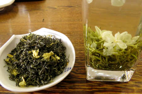碧潭飘雪属于什么茶？