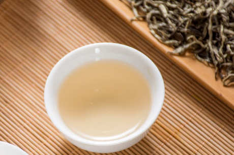 白毫银针属于高档茶吗？