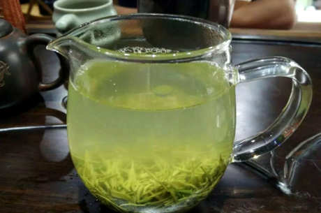 夏天喝绿茶合适吗？