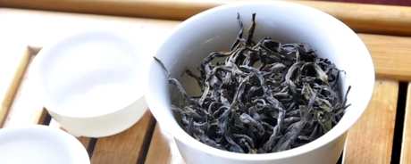 凤凰鸭屎香是什么茶？