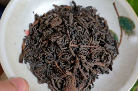 茶叶长白毛还能喝吗？