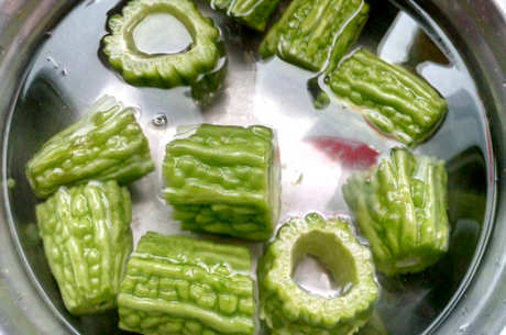 苦瓜茶的制作方法
