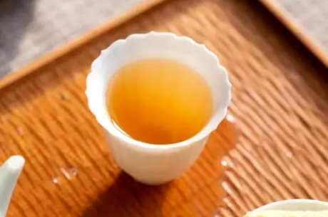 夏天喝白茶合适吗？