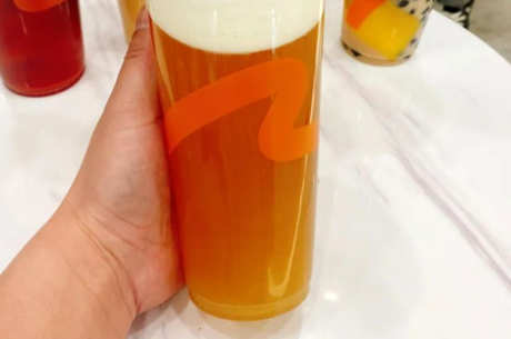 奶茶是用红茶还是绿茶？