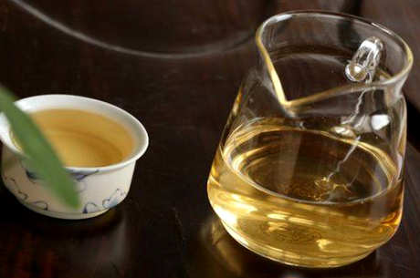 四季春是绿茶还是红茶？