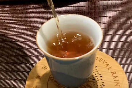 四季春是绿茶还是红茶？